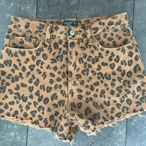 Abercrombie & Fitch Leopard Print Annie High Rise denim Shorts